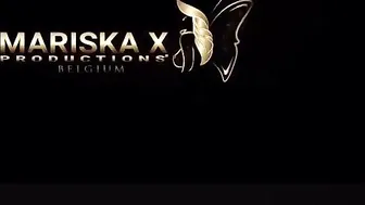 inaluxareal fucks herself in red dildo