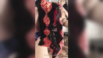 Venus Lux  modest babe tickles clit