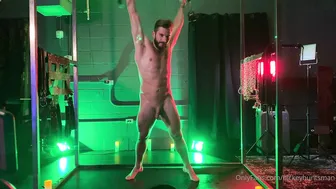 nickeyhuntsman  ardent hottie jerking off her dildo