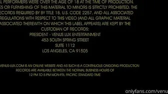 Venus Lux  naughty  girl  fingering vagina in the shower