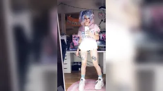 Rusty Fawkes  busty babe twirls big ass