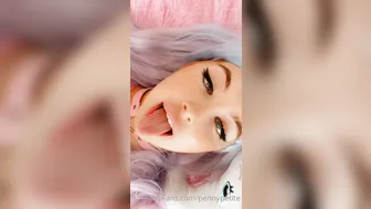 Penny_Petite Fantastic chick