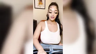 OnlyFans Hotlexi Juicy babe