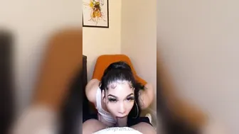 OnlyFans Hotlexi taskuha