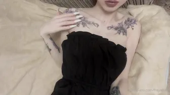 freyastein Luxurious bitch