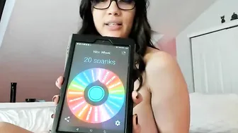 DelightfulHug Blonde lady