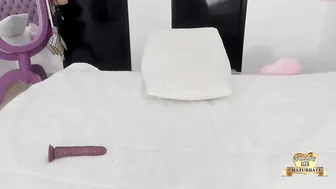 hanna_costtello Charming female