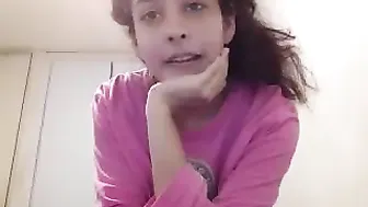 dreianova hot babe fucks shaved holes