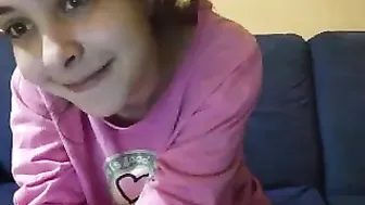 dreianova slut female fucks both holes
