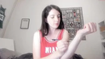 foxycam luxurious slut gently pulls sisyandry