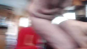 enjoyxxxallxxx sexy chick fingering pussy