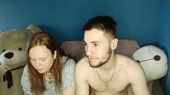 elizabetfoxy busty cam girl undresses and caresses her pussy