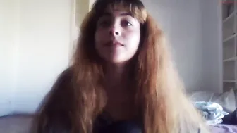 dreianova mature confused jerks off shaggy pussy