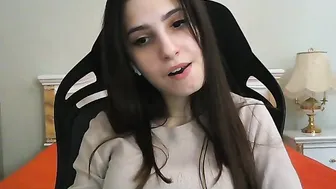 uniwp sexy nymph excites with delicious tits