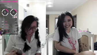 couple_assian recording private e with the model
