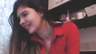 famousanonim rubs and fucks her pussy