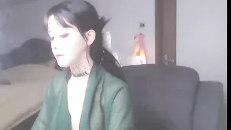 cute_dami slutty babe bares big tits