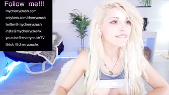 cherrycrush bitch jerks off in the office