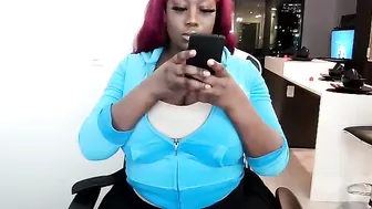 cherrykuchixx hot slut fingering himself