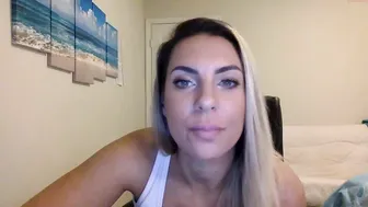 ariannakartel Lovely curvy