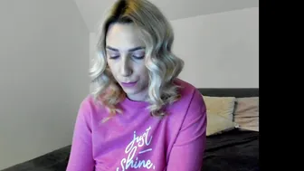 allayah redhead with big tits