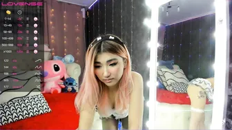 akaya_lin desirable squeezing nipples