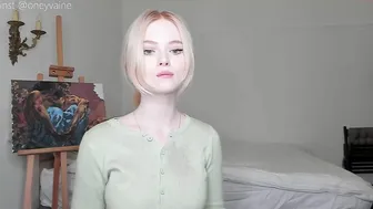 yvaine_ exquisite bitch jerking off her cunt