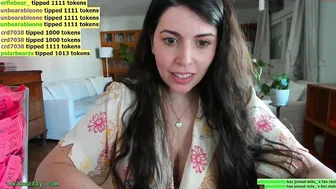 mila_ hot chick fucks pussy sex toy