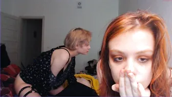 miashopper2 amazing chicks show cap