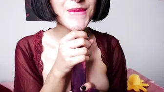 liz_beth beautiful lady shows gorgeous body