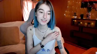 lil_mika naughty mare fucks pussy sex machine