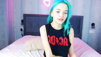 juliya shy on webcam