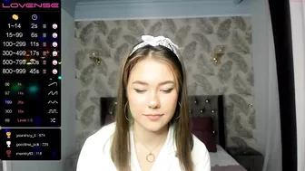 evi1ove full skin pulls the cap with a phallus