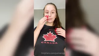 Just Wingit onlyfans a nice babe kneads her cunt