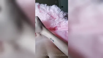 Crystal Thayer onlyfans sexy hippo