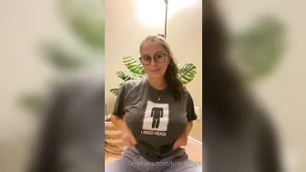 Just Wingit onlyfans sexy doll gives her elastic ass