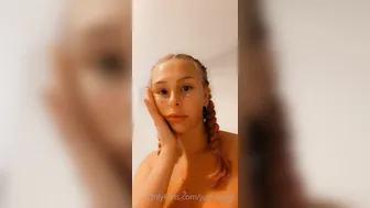 Just Wingit onlyfans impressive girls show pussies