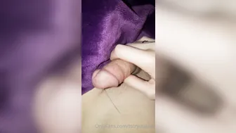 Crystal Thayer onlyfans lustful slut fucks her pussy with a phallus