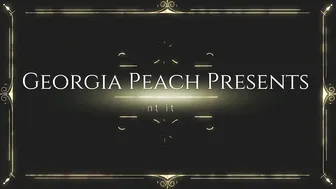 paypeaches sexy whore masturbates with a phallus