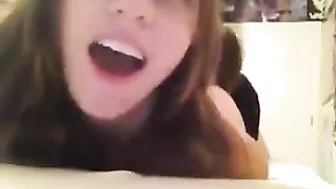 girls for the first time lick ass