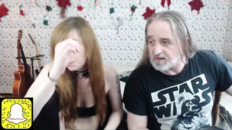 gamergirlroxy Painted bitch gently pulls pussy