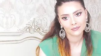 ridersara Crazy babes and erotic undress