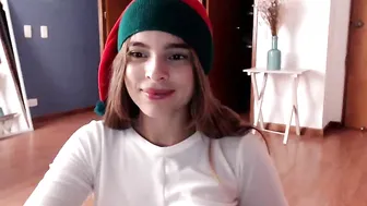 kendalltyler Gorgeous teen showing off natural boobs