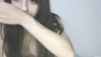 xcatnipx Gorgeous babe furiously fucks pussy