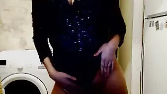 katiecutie Graceful curvy fucks pussy with a strap-on