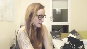liaisonsdangereuses Gorgeous lady masturbates cunt