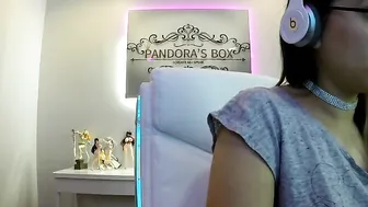 bellatorrez Amazing Bitch Fucks Wet Cunt