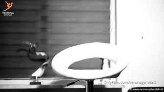 veronagymnast_ feral bitches masturbate cunt and cum