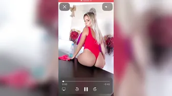 Paola_Skye onlyfans bitch
