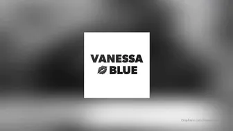 Vanessa Blue onlyfans babe in stockings fucks ass